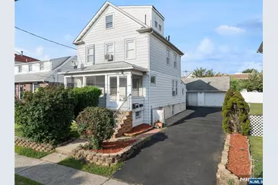 418 Taylor Avenue, Hackensack, NJ 07601 - Photo 2