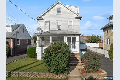 418 Taylor Avenue, Hackensack, NJ 07601 - Photo 1