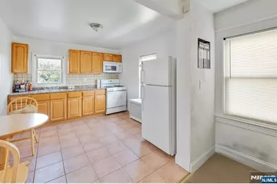 418 Taylor Avenue, Hackensack, NJ 07601 - Photo 16