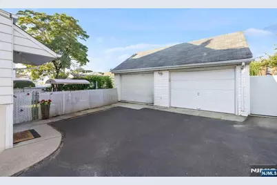418 Taylor Avenue, Hackensack, NJ 07601 - Photo 26
