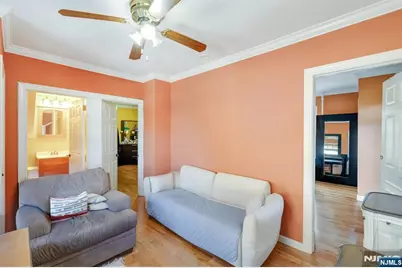 418 Taylor Avenue, Hackensack, NJ 07601 - Photo 4