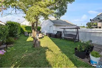 418 Taylor Avenue, Hackensack, NJ 07601 - Photo 24