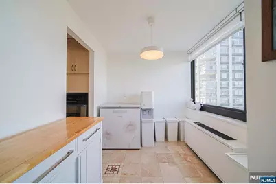 200 Old Palisade Road 9H #9H, Fort Lee, NJ 07024 - Photo 18