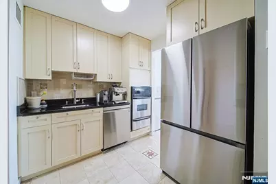 200 Old Palisade Road 9H #9H, Fort Lee, NJ 07024 - Photo 16