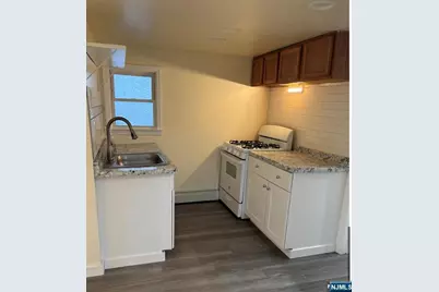 162 Lincoln Place 1 #1, Garfield, NJ 07026 - Photo 6