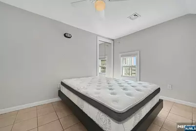 30 Columbia Terrace 2 #2, Edgewater, NJ 07020 - Photo 16