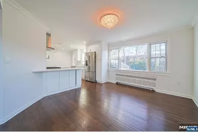 18 Lakeview Avenue 181 #181, Leonia, NJ 07605 - Photo 6