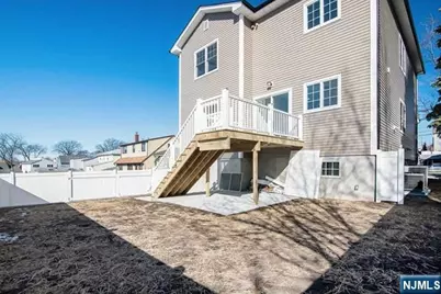 734 2nd Avenue 1 #1, Lyndhurst Township, NJ 07071 - Photo 18