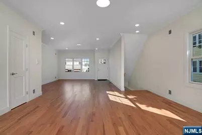 734 2nd Avenue 1 #1, Lyndhurst Township, NJ 07071 - Photo 14