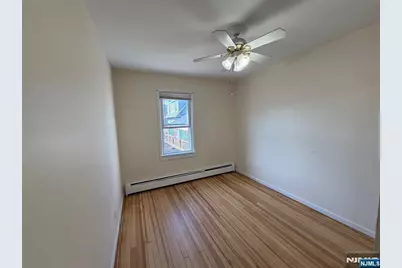 48 Stein Avenue 1 #1, Wallington, NJ 07057 - Photo 6