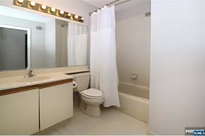 1478 Westgate Drive, Fort Lee, NJ 07024 - Photo 18