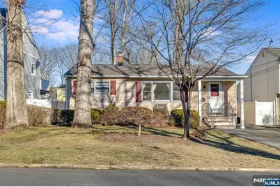 144 Redwood Avenue, Wayne, NJ 07470 - Photo 2