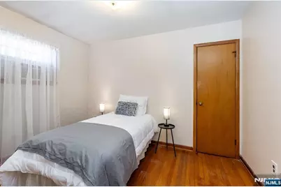 144 Redwood Avenue, Wayne, NJ 07470 - Photo 14