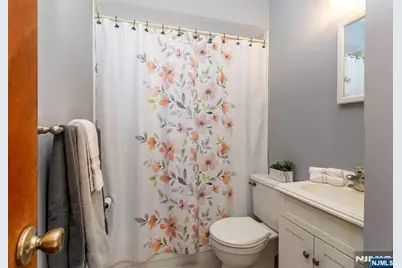 144 Redwood Avenue, Wayne, NJ 07470 - Photo 12