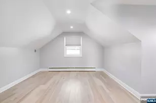 565 Center St, Wood Ridge, NJ 07075 - Photo 14