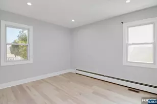 565 Center St, Wood Ridge, NJ 07075 - Photo 8