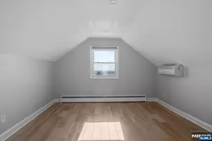 565 Center St, Wood Ridge, NJ 07075 - Photo 12