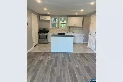 210-212 Temple Street, Paterson, NJ 07522 - Photo 6