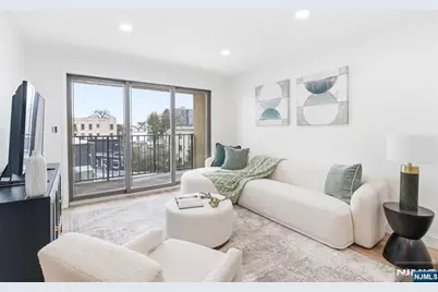 610 Anderson Avenue 2E #2E, Cliffside Park, NJ 07010 - Photo 8