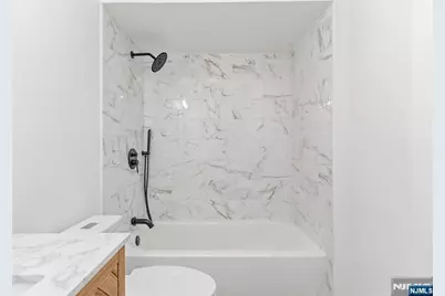 610 Anderson Avenue 2E #2E, Cliffside Park, NJ 07010 - Photo 30