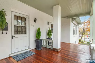 61-63 Claremont Avenue 1 #1, Montclair, NJ 07042 - Photo 2