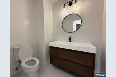 222 2nd B #B, Palisades Park, NJ 07650 - Photo 4