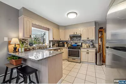 28 E Liberty Avenue, Hillsdale, NJ 07642 - Photo 6