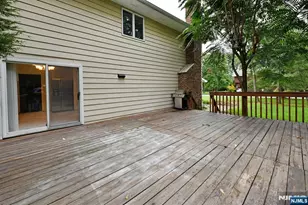 22 Gloria Dr, Allendale, NJ 07401 - Photo 6