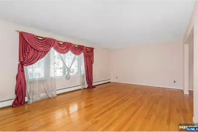 109 Windham Road, Hillsdale, NJ 07642 - Photo 2