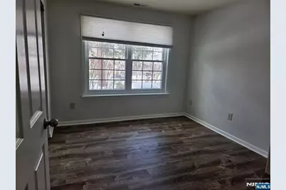 2 Markham Circle, Englewood, NJ 07631 - Photo 6