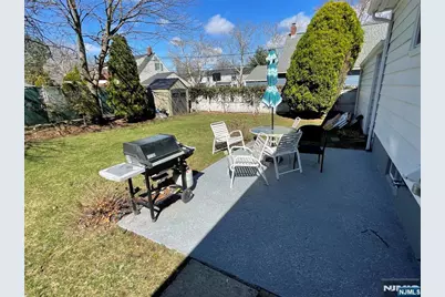 950 S Plympton Street, New Milford, NJ 07646 - Photo 18