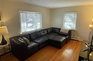 950 S Plympton St, New Milford, NJ 07646 - Photo 2