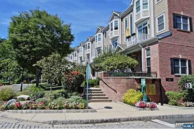 395 Kingston, West New York, NJ 07093 - Photo 14