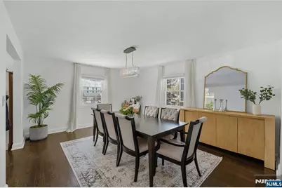 609 Wyndham Road, Teaneck Township, NJ 07666 - Photo 6