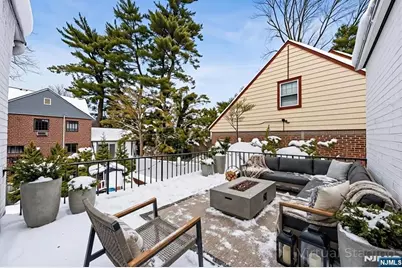 609 Wyndham Road, Teaneck Township, NJ 07666 - Photo 28