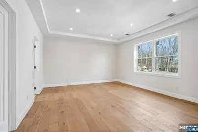 229 Sutton Place, New Milford, NJ 07646 - Photo 24