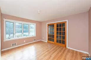 558 Beech St, Washington Township, NJ 07676 - Photo 6