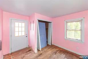 558 Beech St, Washington Township, NJ 07676 - Photo 12