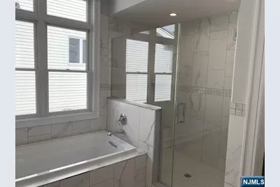 526 Glen Avenue A #A, Palisades Park, NJ 07650 - Photo 12