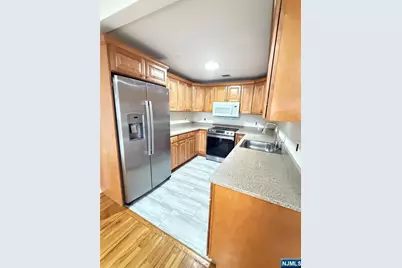 53 Palisade Avenue 209 #209, Englewood, NJ 07631 - Photo 2