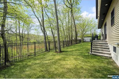 129 Rivervale Road, River Vale Township, NJ 07675 - Photo 4