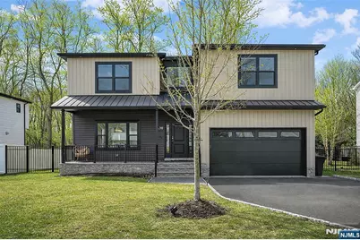 129 Rivervale Road, River Vale Township, NJ 07675 - Photo 2