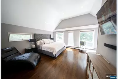 21 Meadow Street, Demarest, NJ 07627 - Photo 16