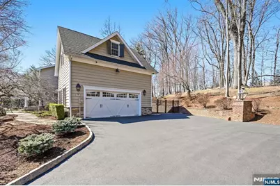760 Rivenwood Road, Franklin Lakes, NJ 07417 - Photo 38