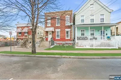 82 Randolph Avenue, Clifton, NJ 07011 - Photo 4