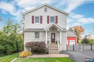 75 Grove St, Clifton, NJ 07013 - Photo 6