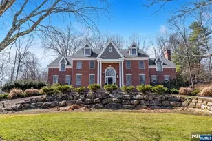 18 Sunflower Dr, Upper Saddle River, NJ 07458 - Photo 1