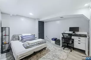 39 Voorhees St, Teaneck Township, NJ 07666 - Photo 44