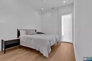 200 Ocean Ave 8, Long Branch, NJ 07740 - Photo 30