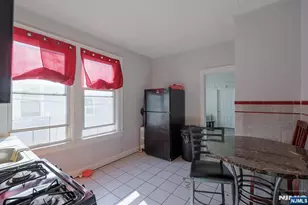 156 Dayton St, Newark, NJ 07114 - Photo 20